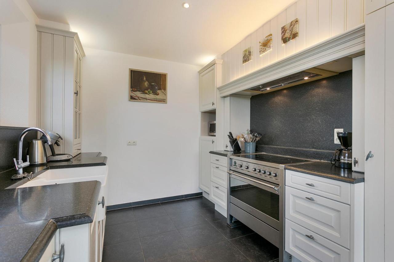 Villa 'T Korenhof - Landelijk Gelegen Villa Op 4 Km Van Het Strand Koksijde Eksteriør billede
